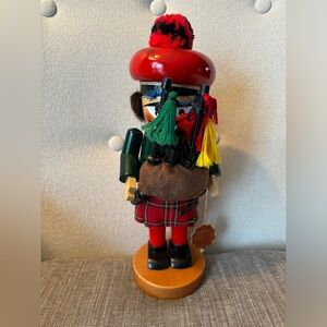 Scottish kilt & bagpipe Nutcracker handmade in Germany
